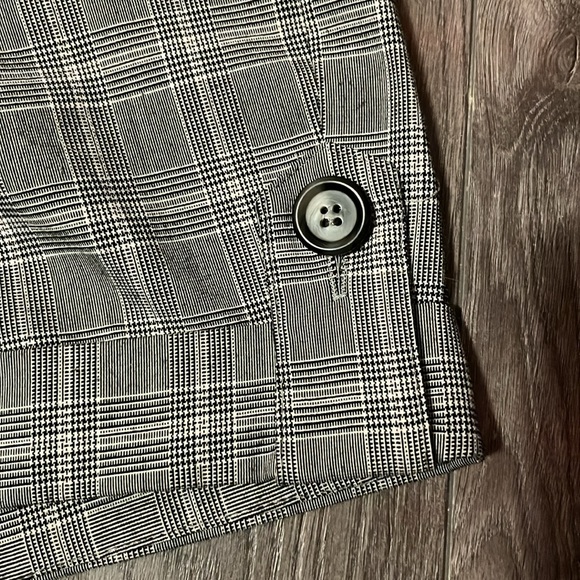 🛑SOLD Belted Le Chateau Dress Shorts - Picture 4 of 6